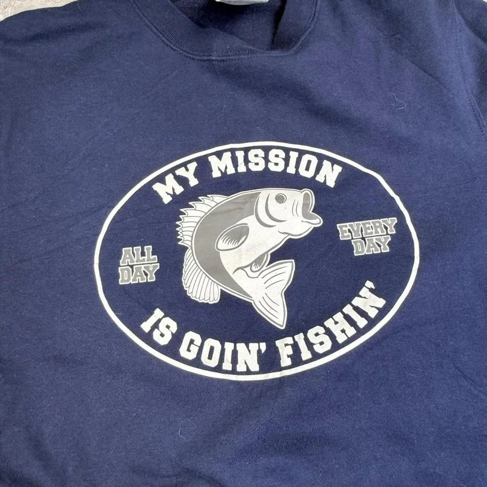 Funny 00s navy blue fishing crewneck medium - Picture 2 of 8